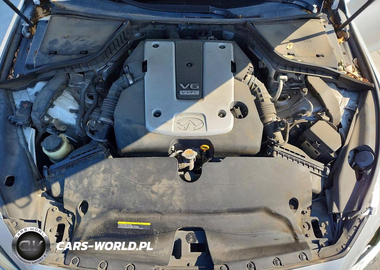 2015 Infiniti Q50 Premium VIN:JN1BV7AP2FM338342 - 11