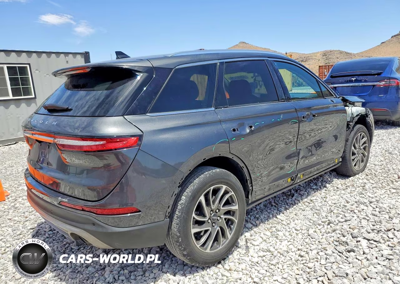 2020 Lincoln Corsair VIN:5LMCJ1C92LUL27614 - 3