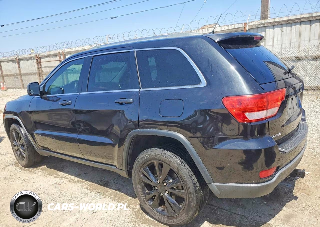 2013 Jeep Grand Cherokee Laredo VIN:1C4RJEAG6DC643311 - 2
