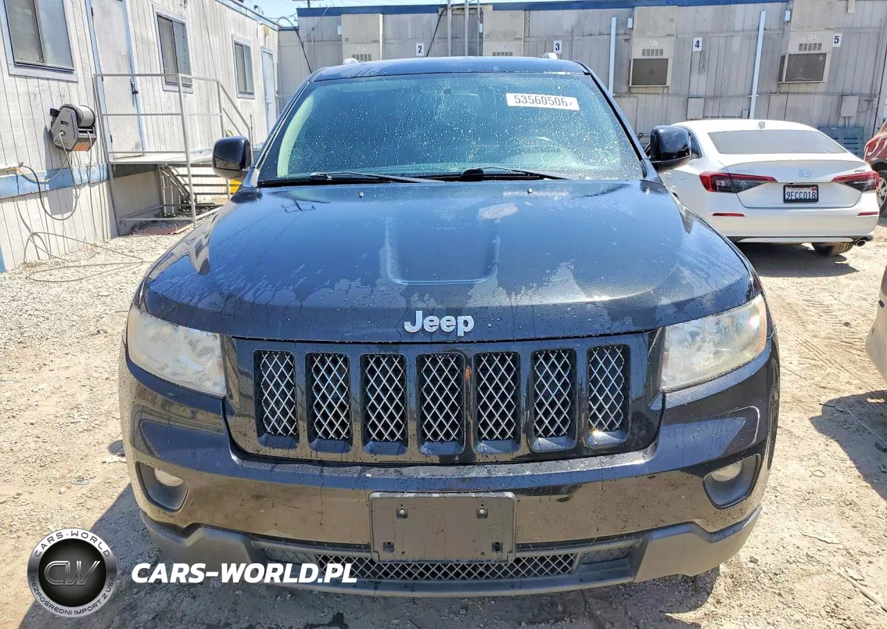 2013 Jeep Grand Cherokee Laredo VIN:1C4RJEAG6DC643311 - 5