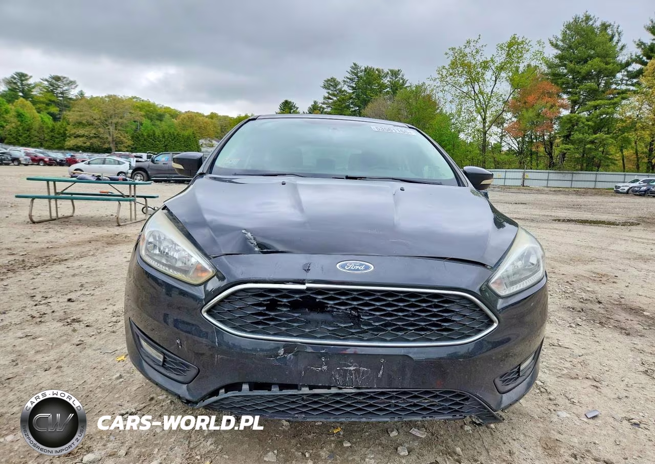 2015 Ford Focus Se VIN:1FADP3K25FL360259 - 5