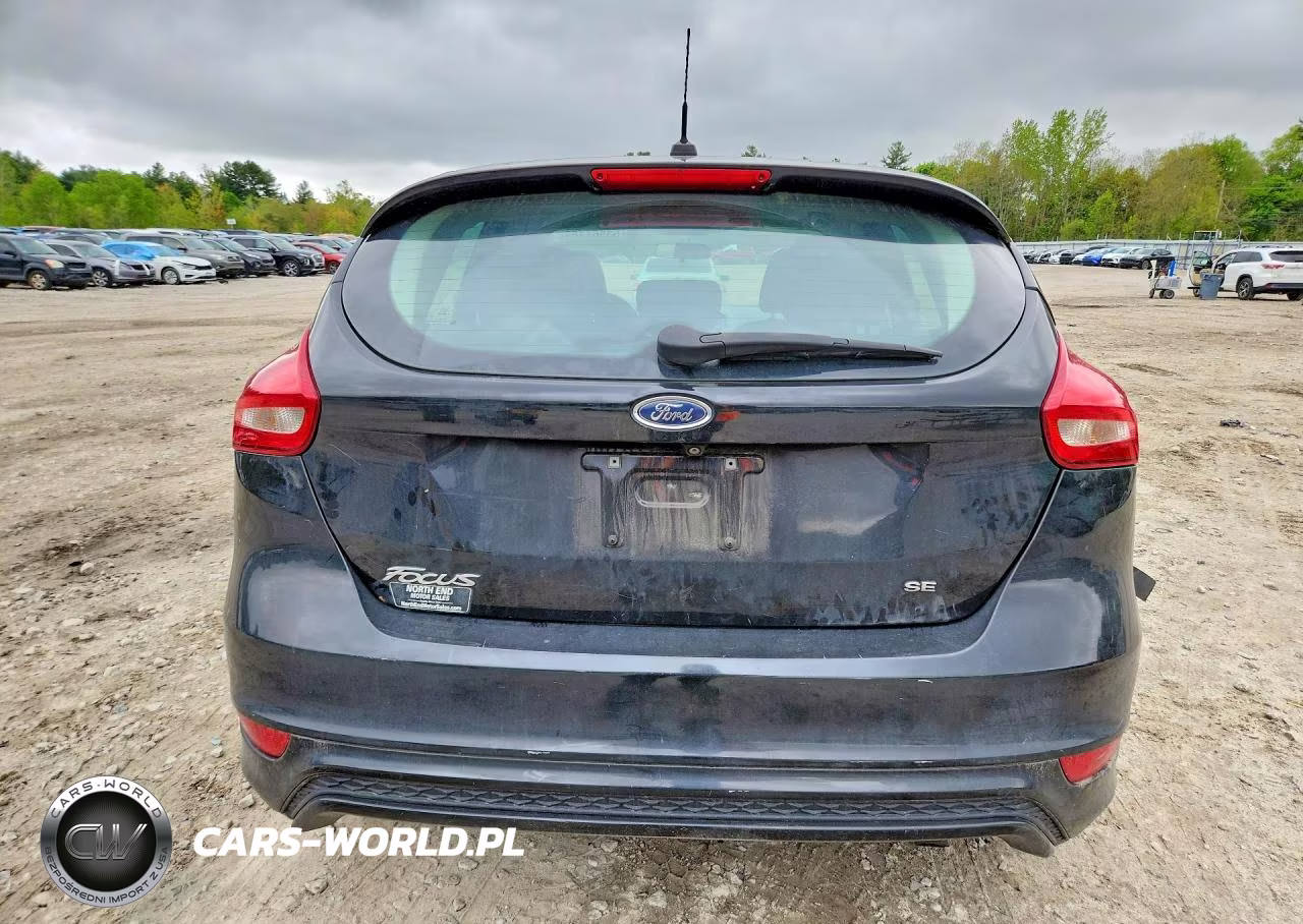2015 Ford Focus Se VIN:1FADP3K25FL360259 - 6