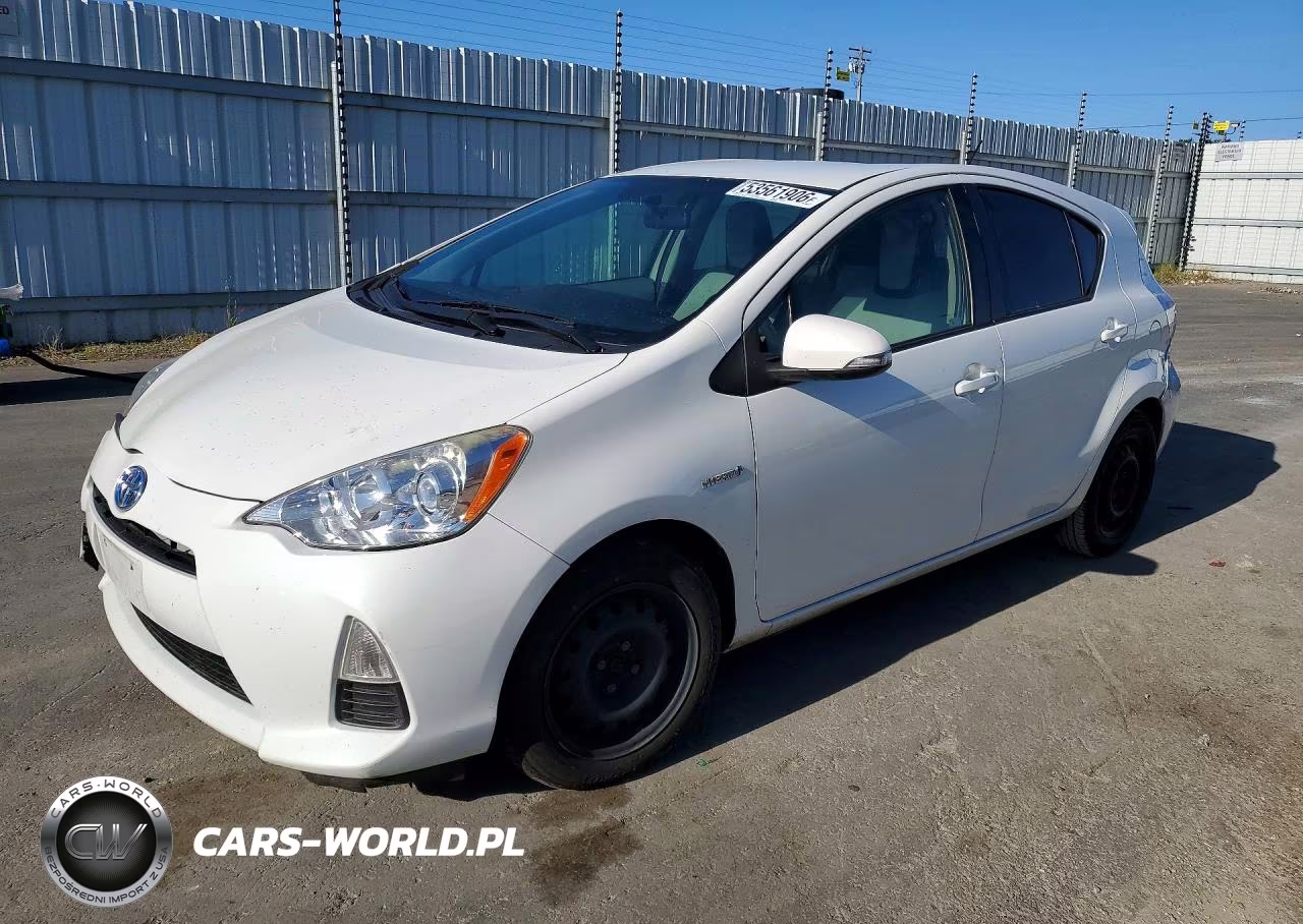 2014 Toyota Prius C One