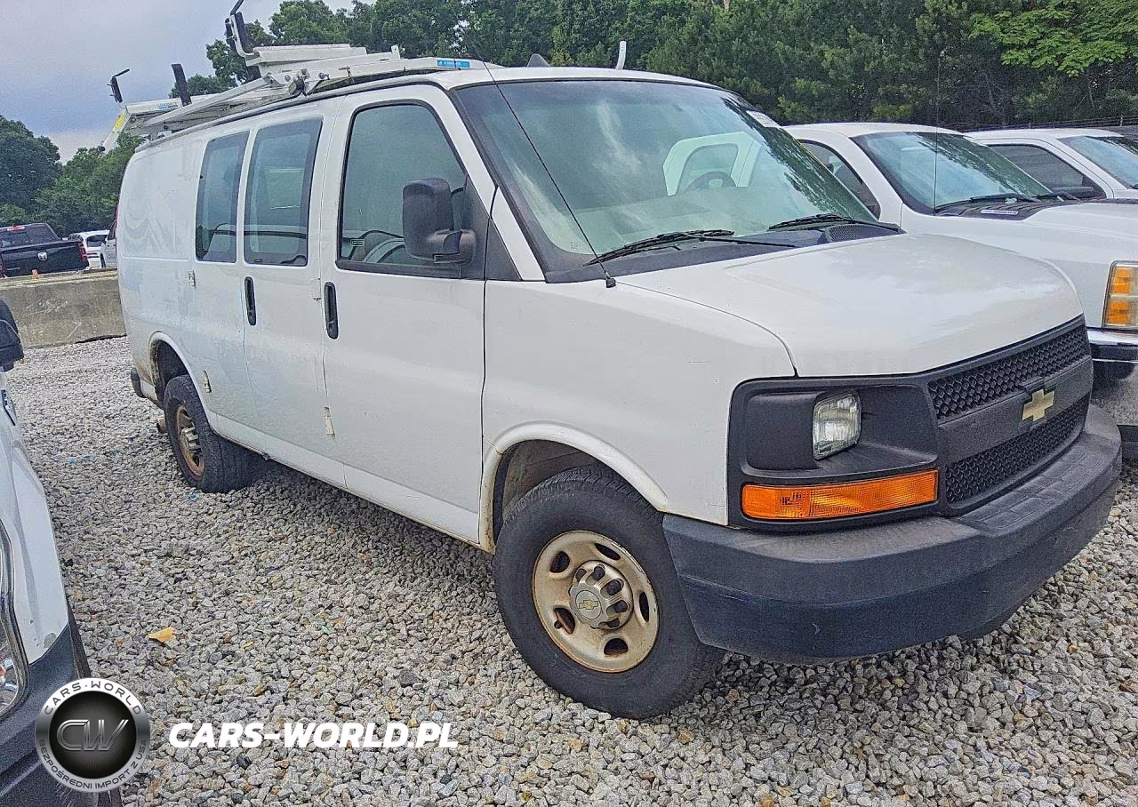 2013 Chevrolet Express G2500 VIN:1GCWGFCA8D1904062 - 4
