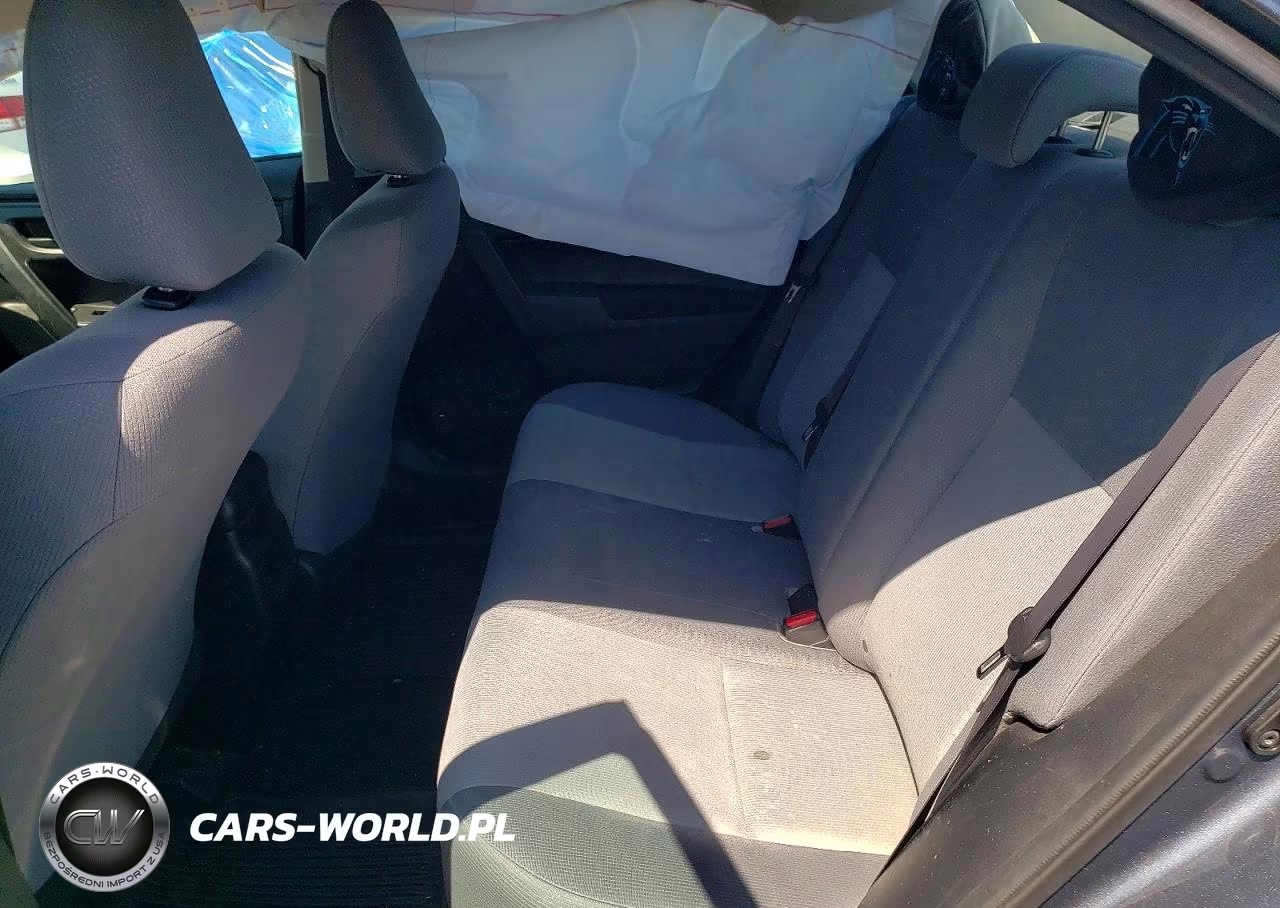 2018 Toyota Corolla L VIN:2T1BURHE4JC965579 - 10