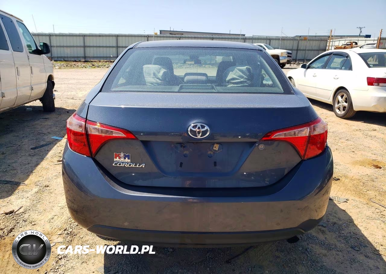 2018 Toyota Corolla L VIN:2T1BURHE4JC965579 - 6