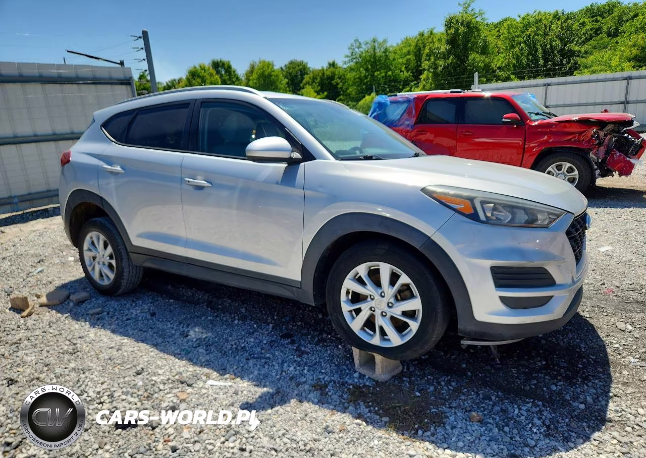 2019 Hyundai Tucson Value VIN:KM8J33A41KU863976 - 4