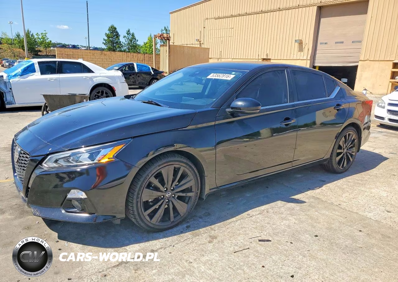 2022 Nissan Altima Sr – zdjęcie 1 z 12