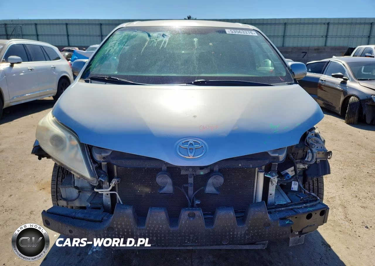 2015 Toyota Sienna Le VIN:5TDKK3DCXFS558467 - 5