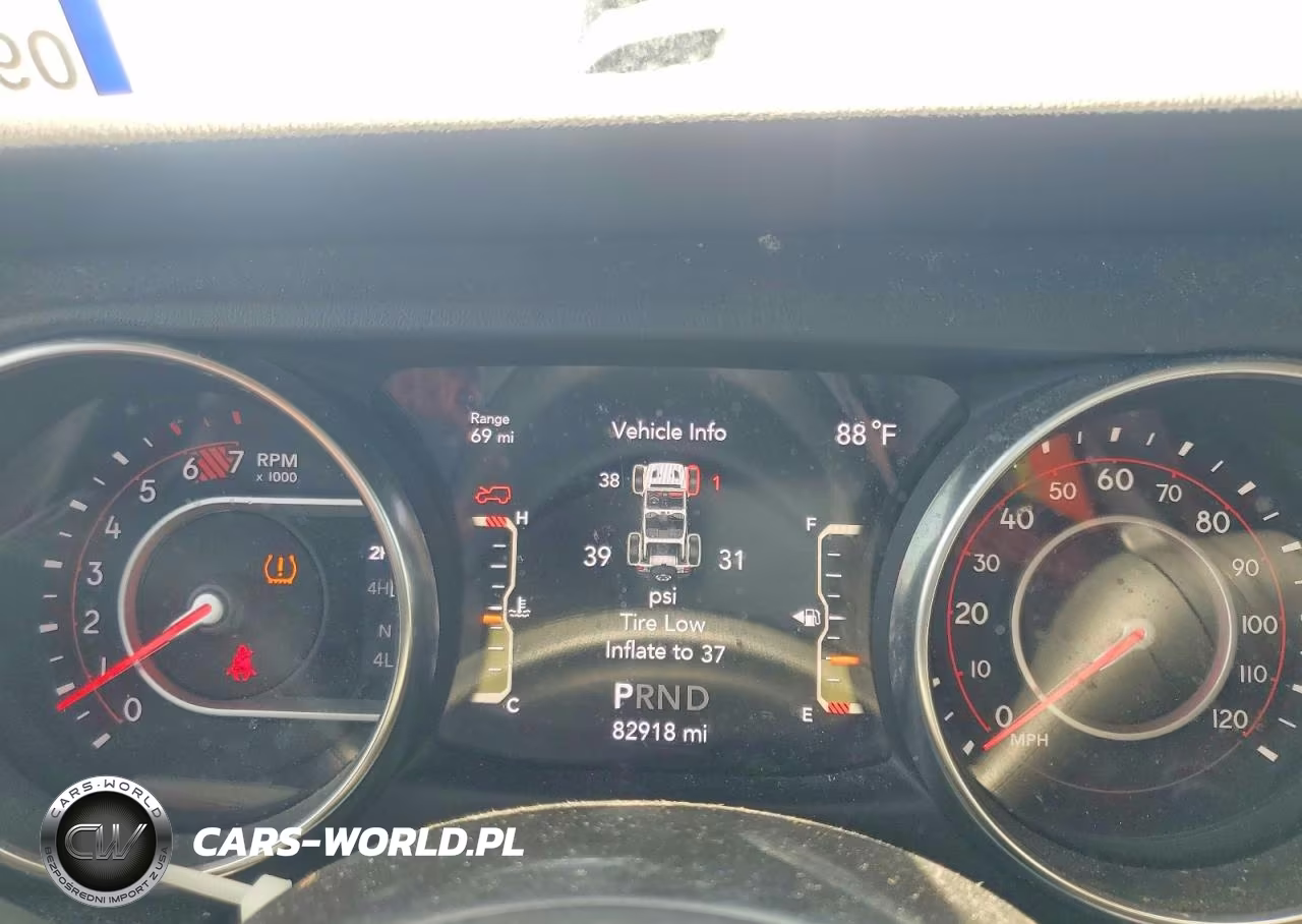 2020 Jeep Wrangler Unlimited Rubicon VIN:1C4HJXFN0LW337958 - 9
