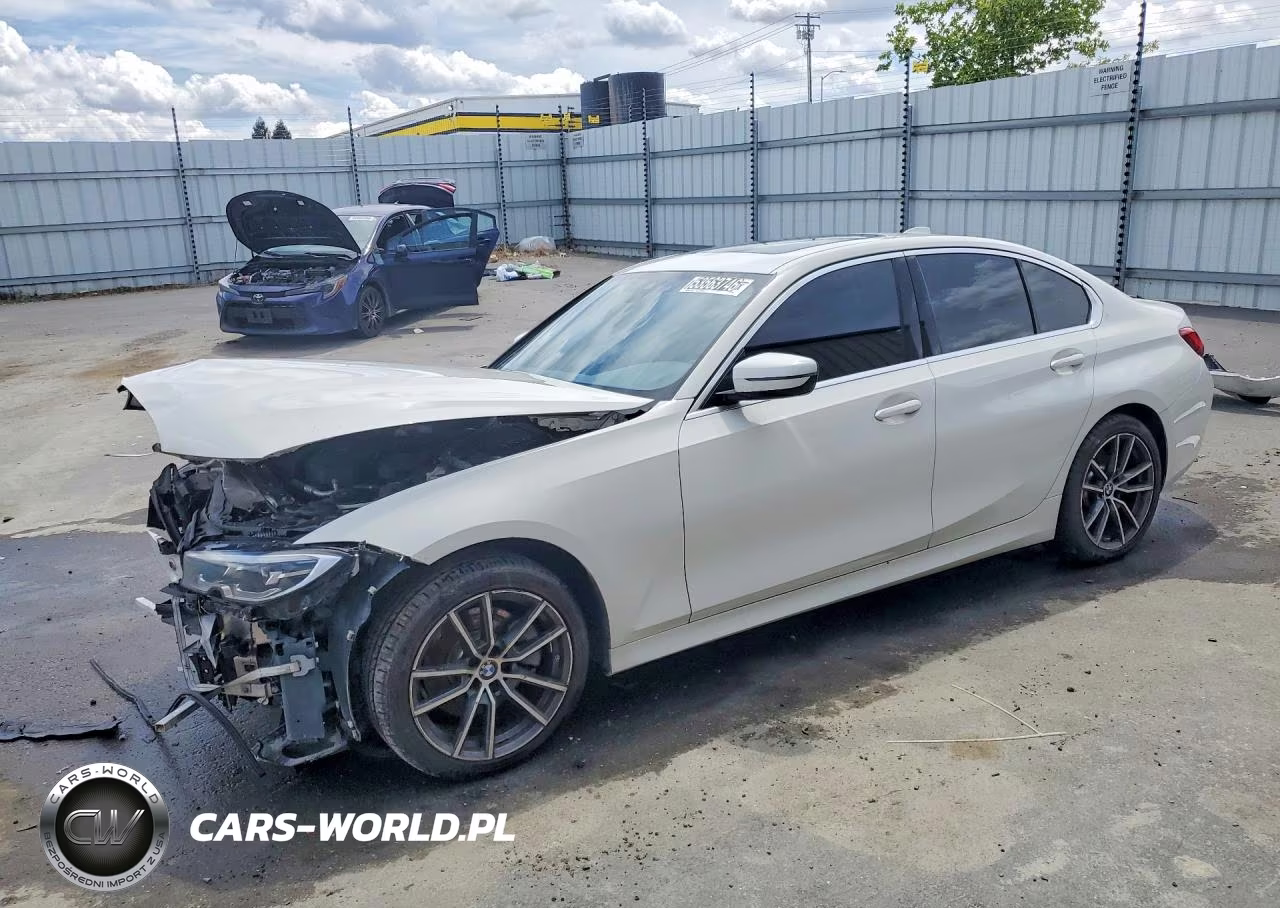 2019 BMW 330I – zdjęcie 1 z 13