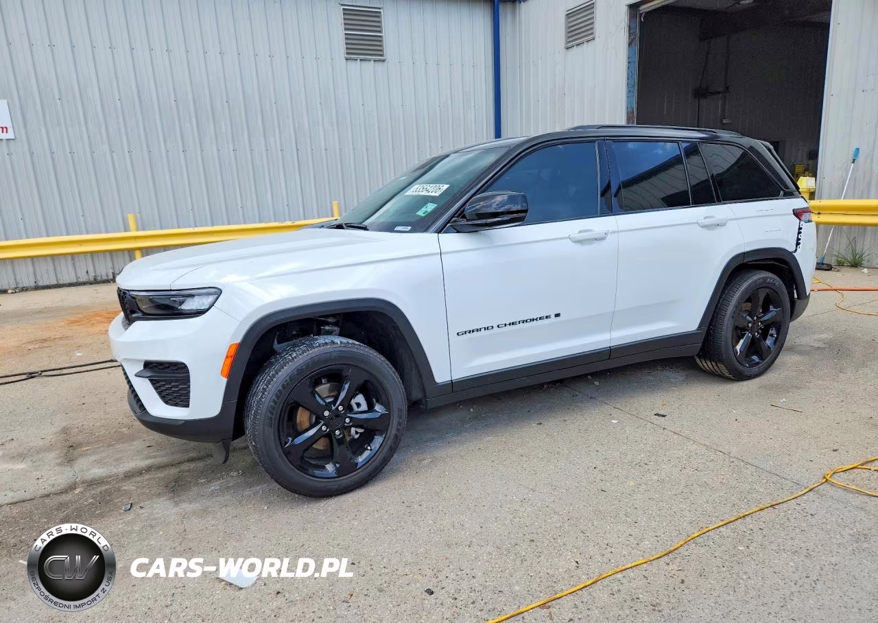 2025 Jeep Grand Cherokee Laredo – zdjęcie 1 z 13