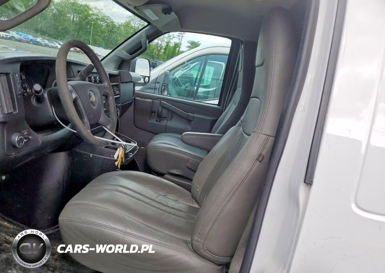 2017 Chev Express G2500 VIN:1GCWGAFF2H1146235 - 7