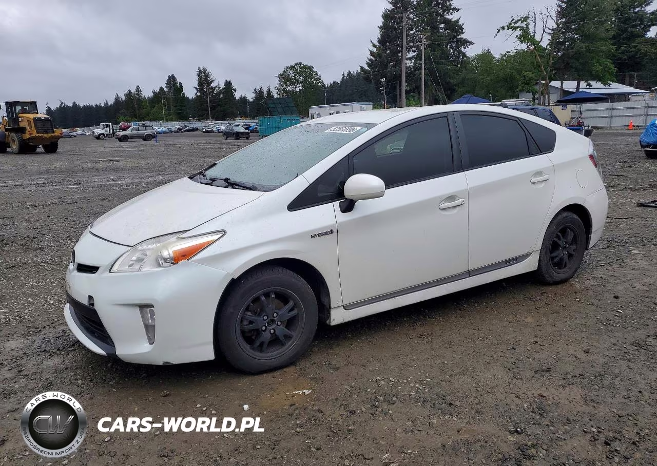2015 Toyota Prius Two
