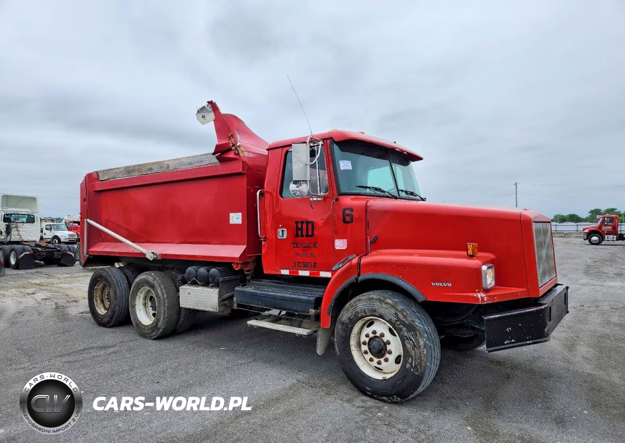 2021 Volvo Wg Dump Truck
