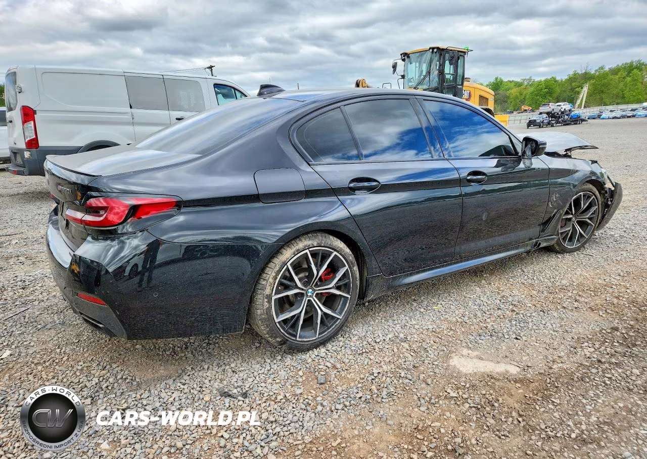 2021 BMW M550Xi VIN:WBA13BK05MCG72869 - 3