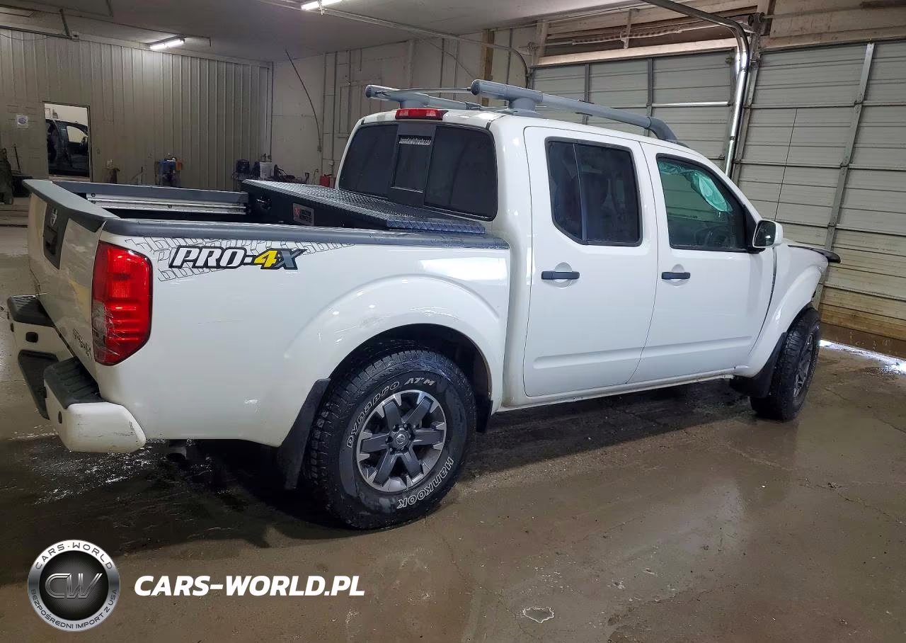 2021 Nissan Frontier Pro-4X VIN:1N6ED0EB7MN705792 - 3