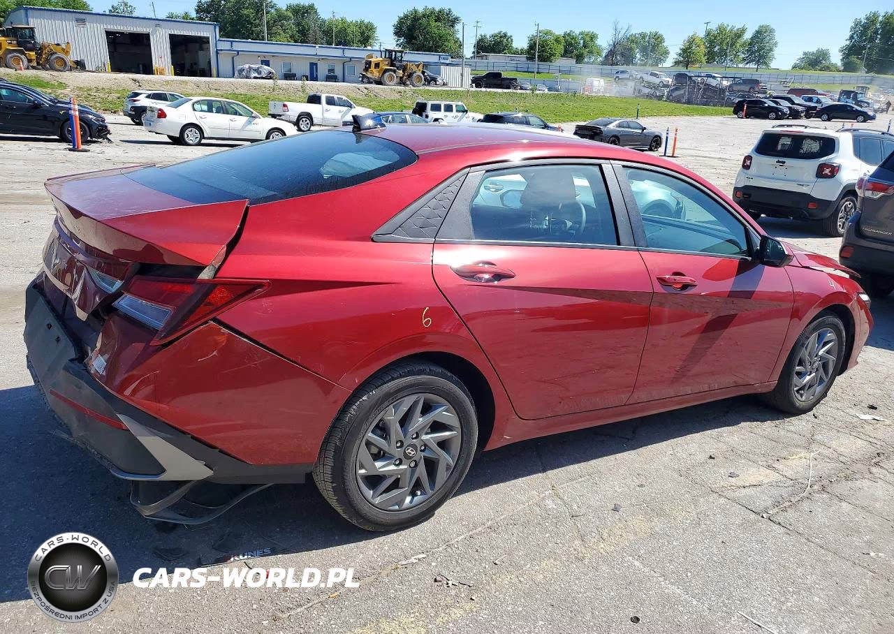 2024 Hyundai Elantra Sel VIN:KMHLM4DG7RU786669 - 3