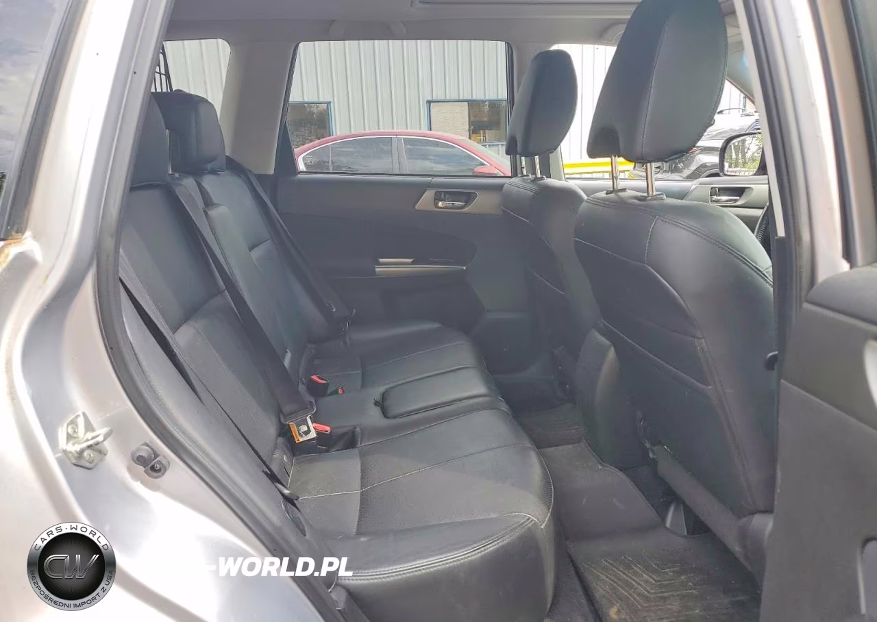 2013 Subaru Forester Touring VIN:JF2SHGGC6DH421997 - 10