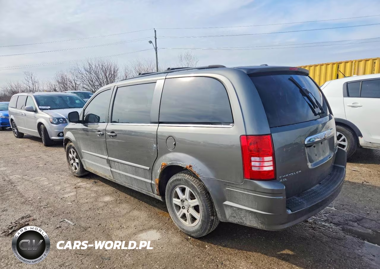 2010 Chrysler Town & Country Touring VIN:2A4RR5DX7AR240438 - 2