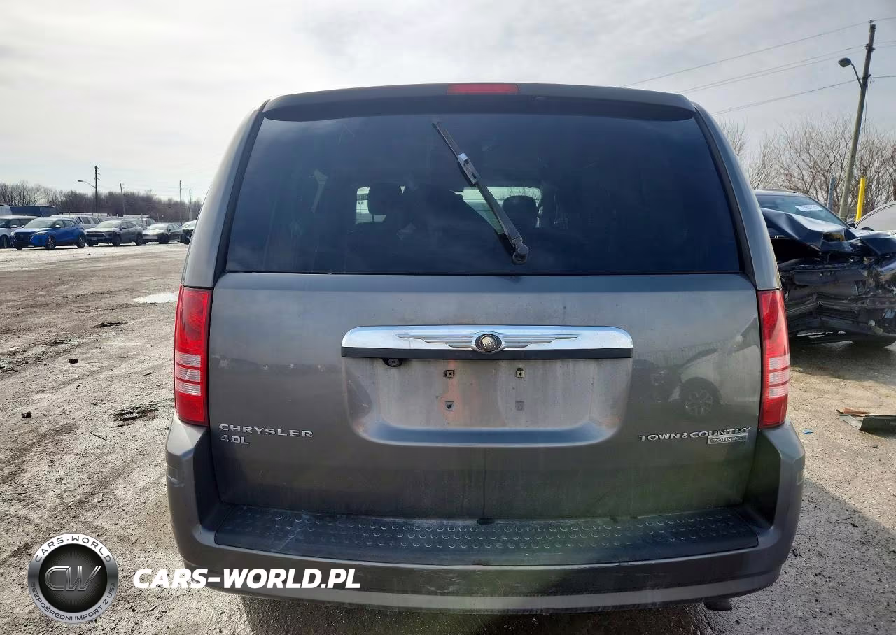 2010 Chrysler Town & Country Touring VIN:2A4RR5DX7AR240438 - 6