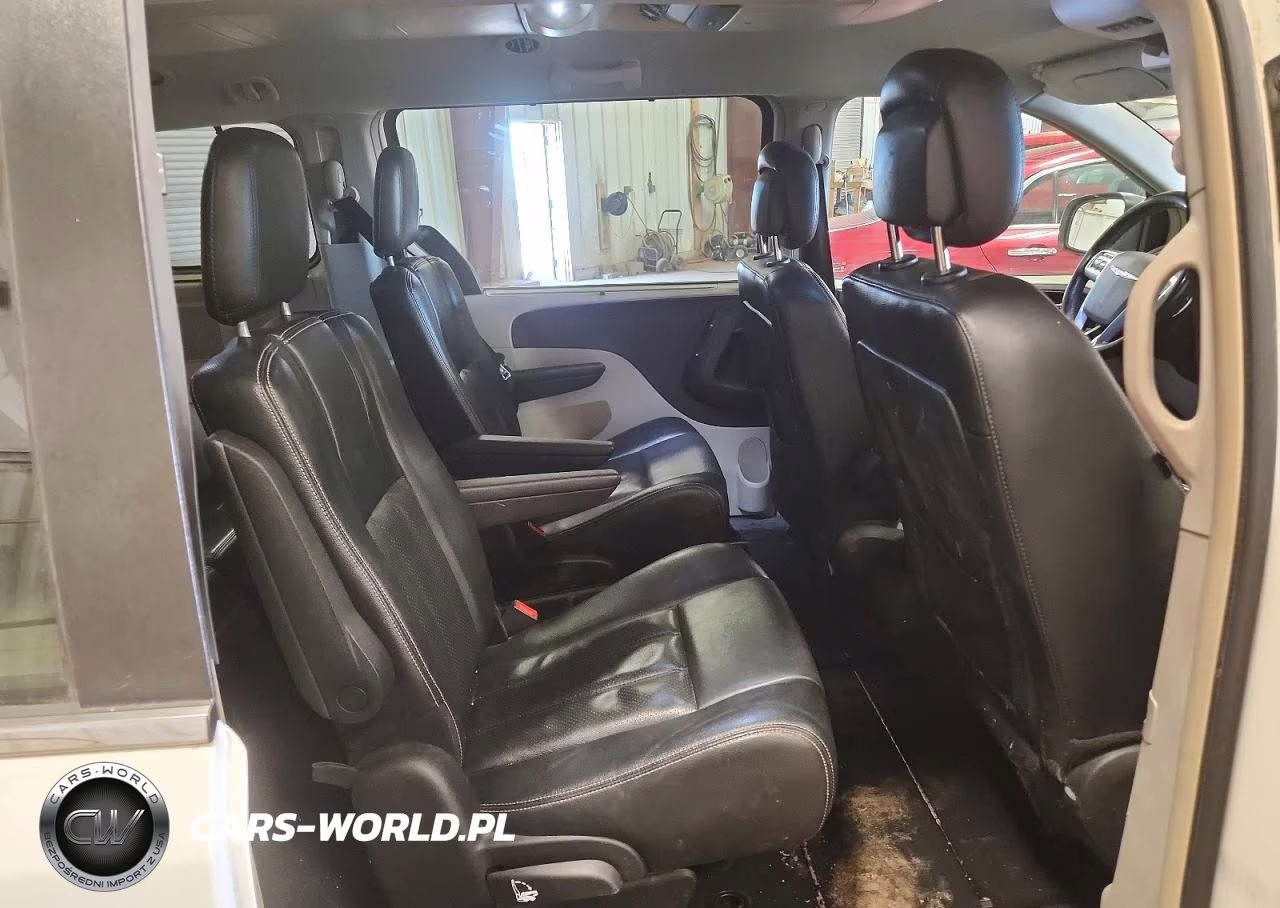 2013 Chrysler Town & Country Touring L VIN:2C4RC1CG2DR536196 - 11
