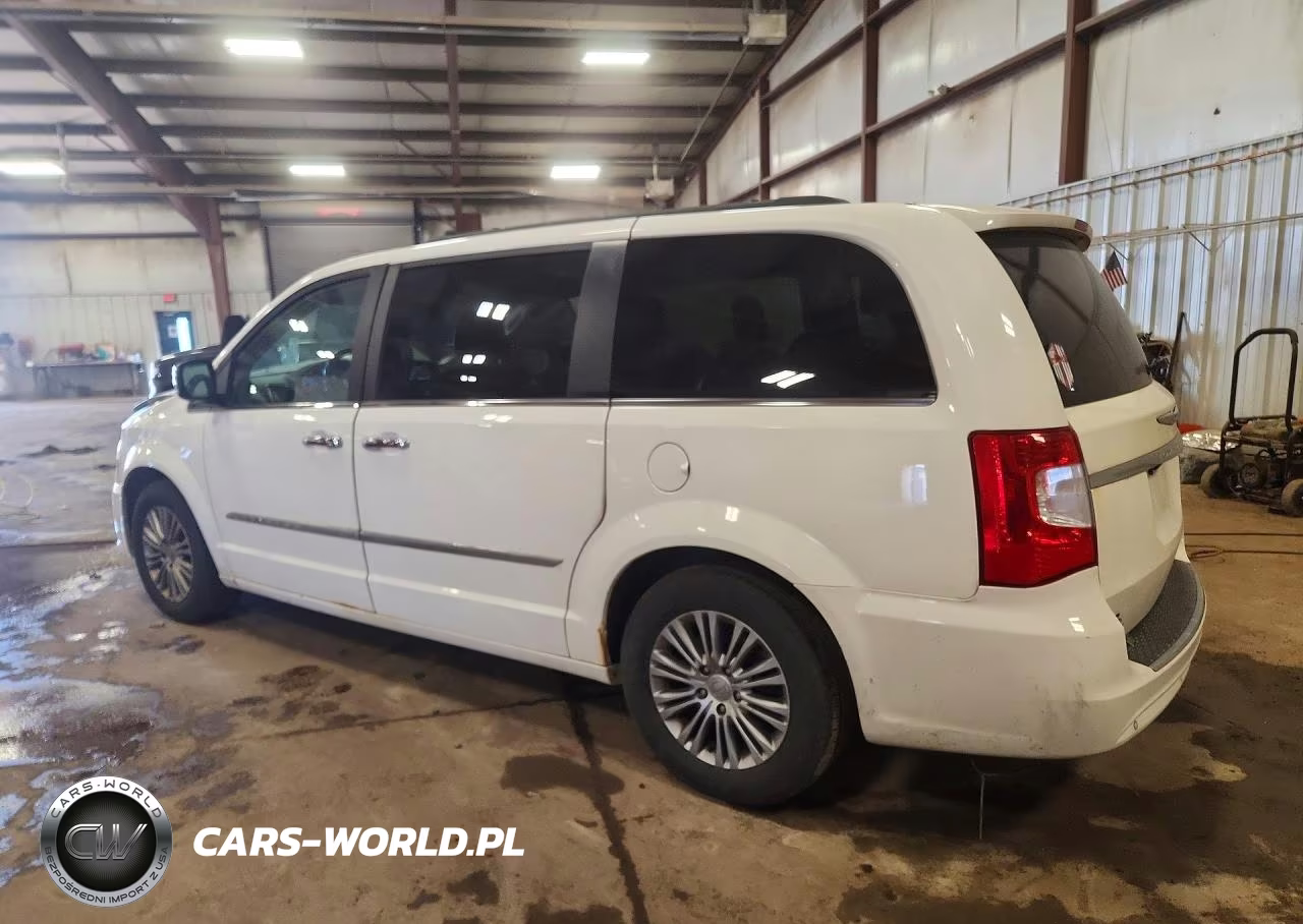 2013 Chrysler Town & Country Touring L VIN:2C4RC1CG2DR536196 - 2