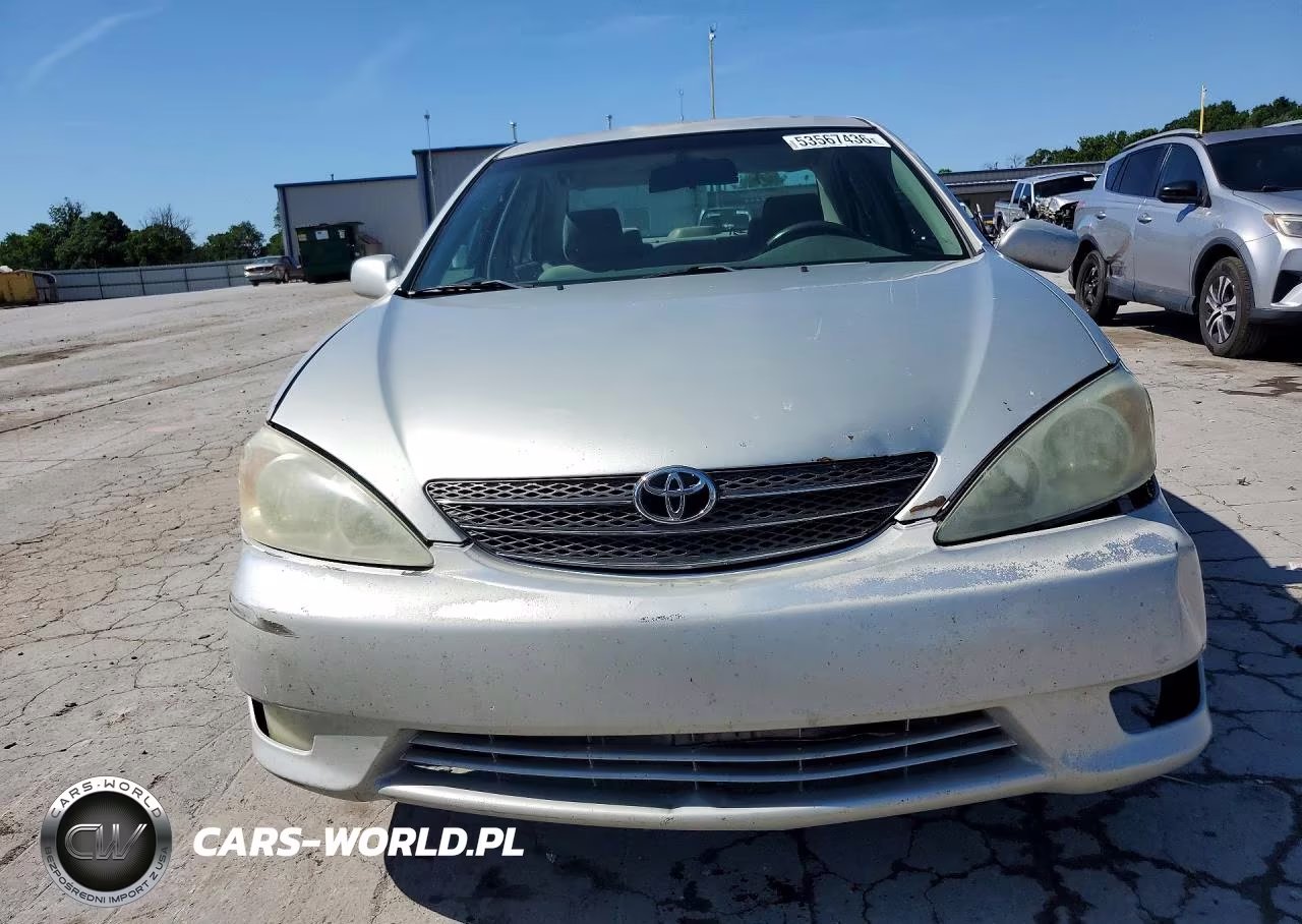 2003 Toyota Camry Le VIN:4T1BE32KX3U126207 - 5