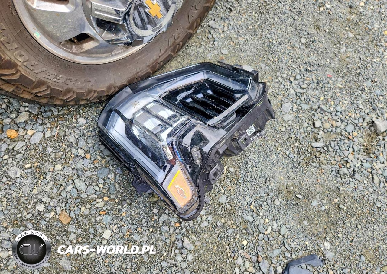 2025 Chevrolet Silverado K3500 High Country VIN:1GC4KVEY7SF123785 - 12