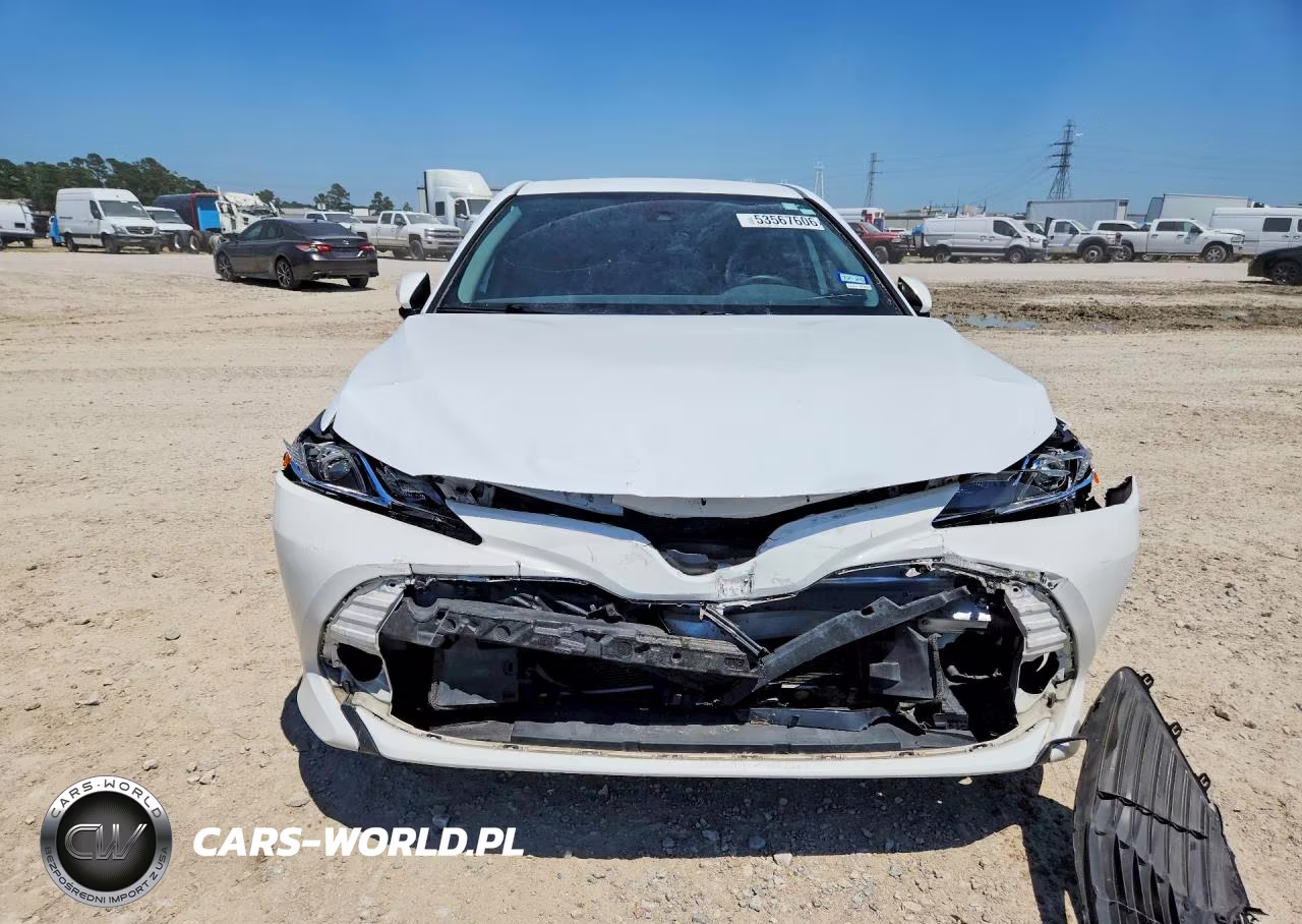 2019 Toyota Camry Le VIN:4T1B11HKXKU792411 - 5