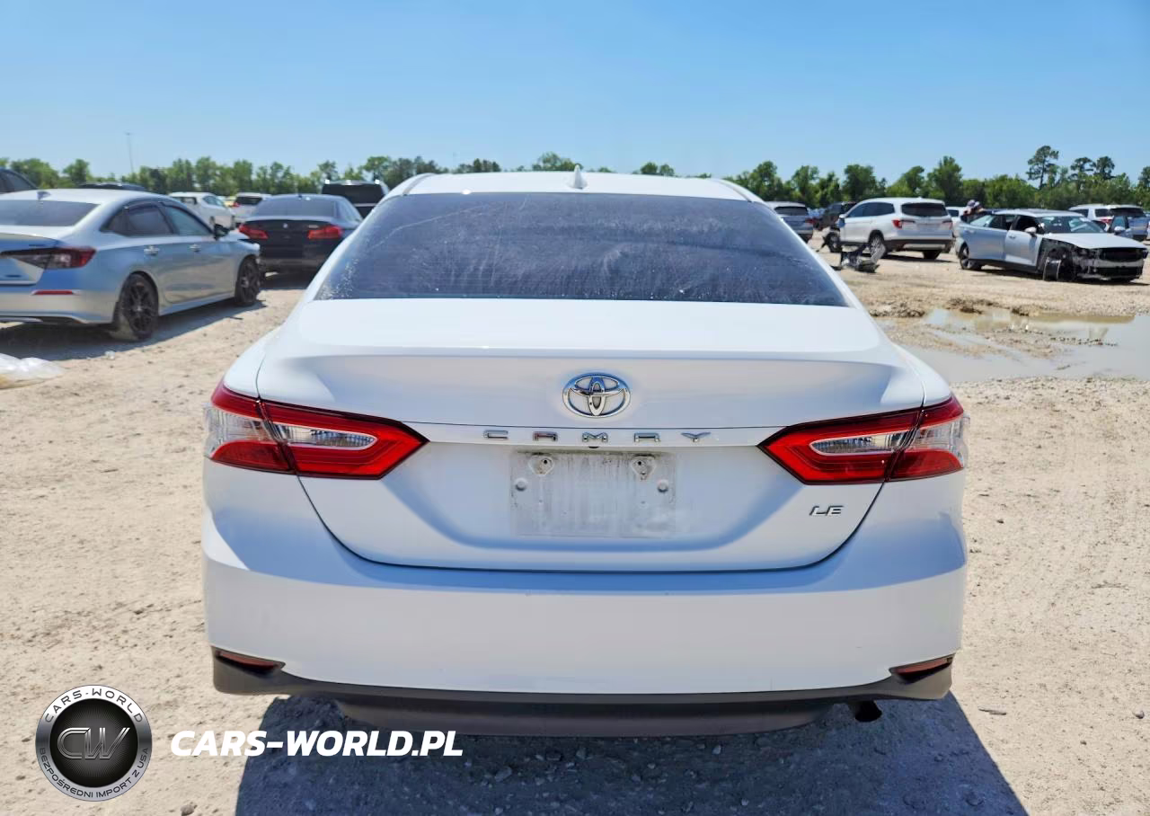 2019 Toyota Camry Le VIN:4T1B11HKXKU792411 - 6