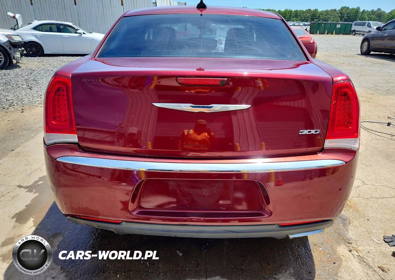 2015 Chrysler 300 Limited VIN:2C3CCAAGXFH830516 - 6