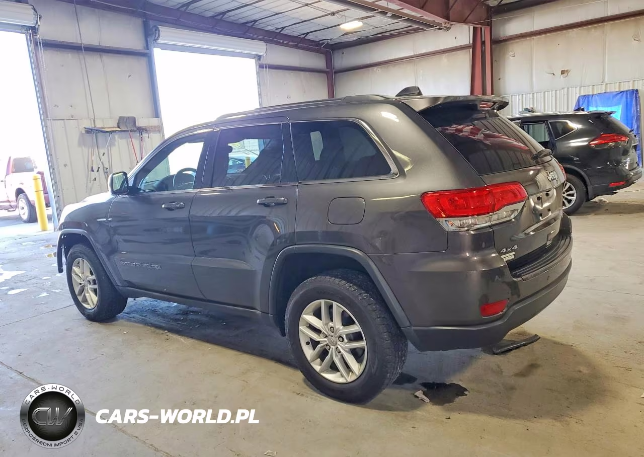 2017 Jeep Grand Cherokee Laredo VIN:1C4RJFAG7HC841665 - 2