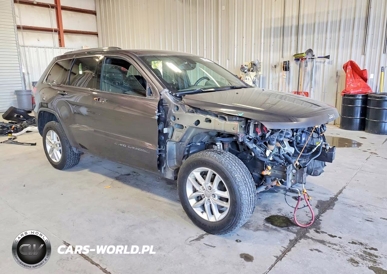 2017 Jeep Grand Cherokee Laredo VIN:1C4RJFAG7HC841665 - 4