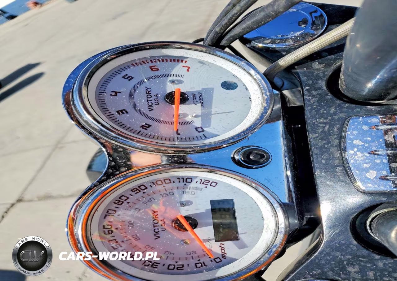 2008 Victory Motorcycles Vegas 8-Ball VIN:5VPAB26D283000470 - 7