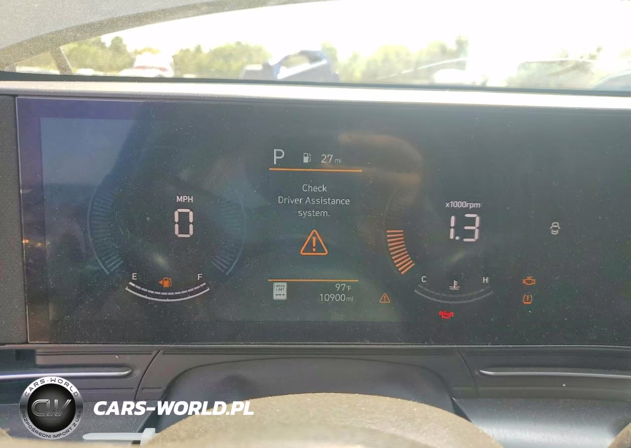 2025 Hyundai Kona Sel VIN:KM8HBCAB6SU321823 - 9
