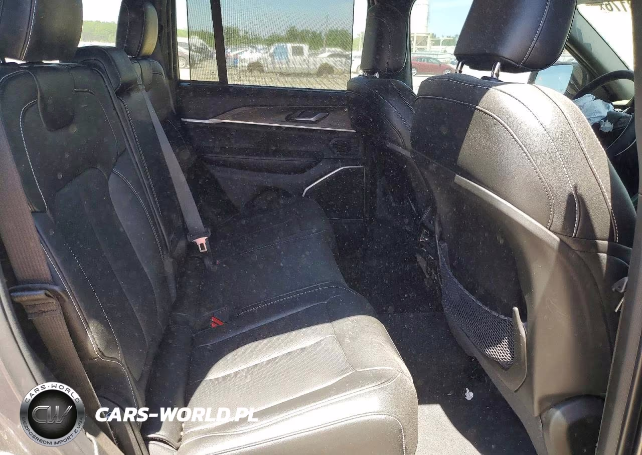 2024 Jeep Grand Cherokee Limited 4Xe VIN:1C4RJYB65R8506815 - 11