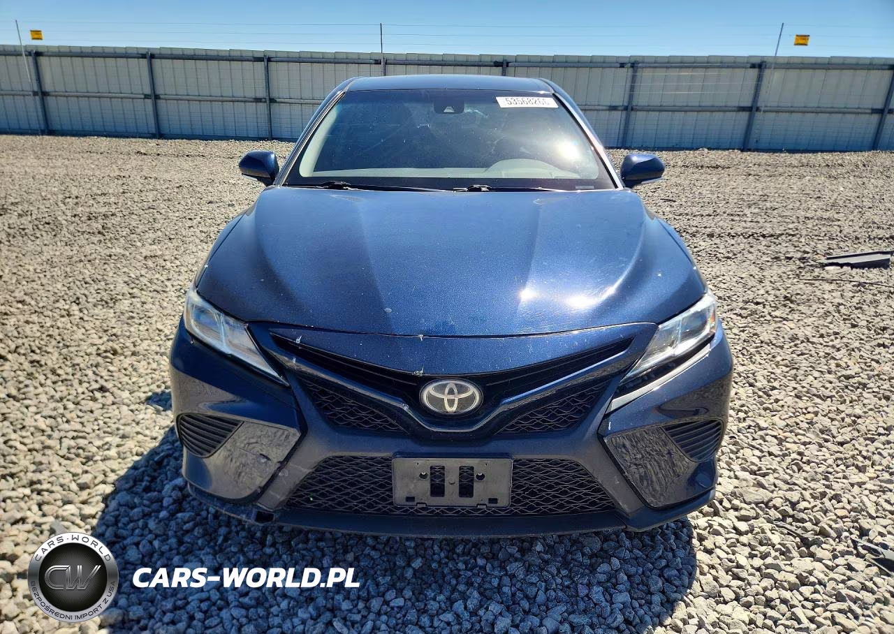 2018 Toyota Camry Se VIN:4T1B11HK6JU597162 - 5