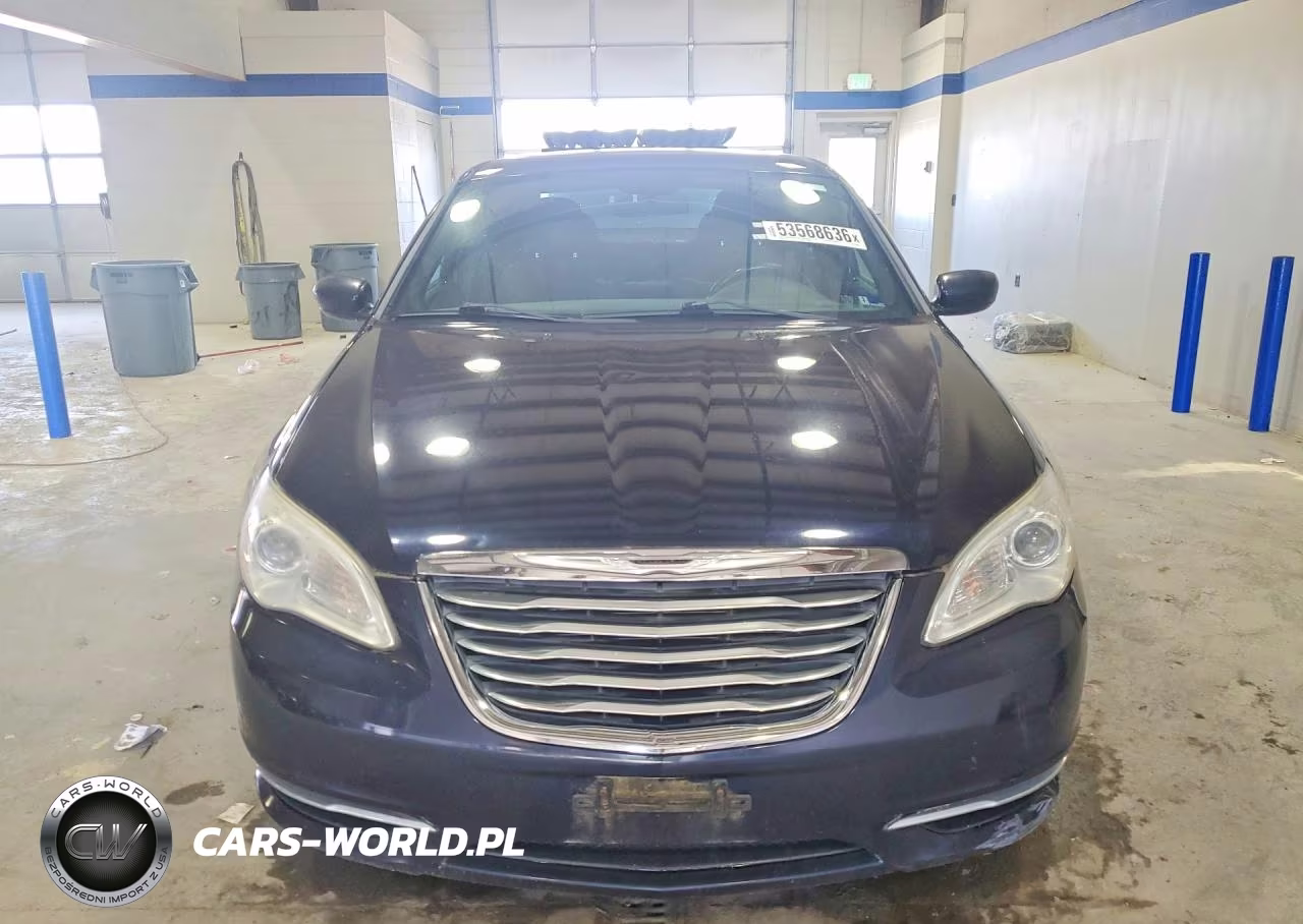 2011 Chrysler 200 Touring VIN:1C3BC1FG2BN525419 - 5
