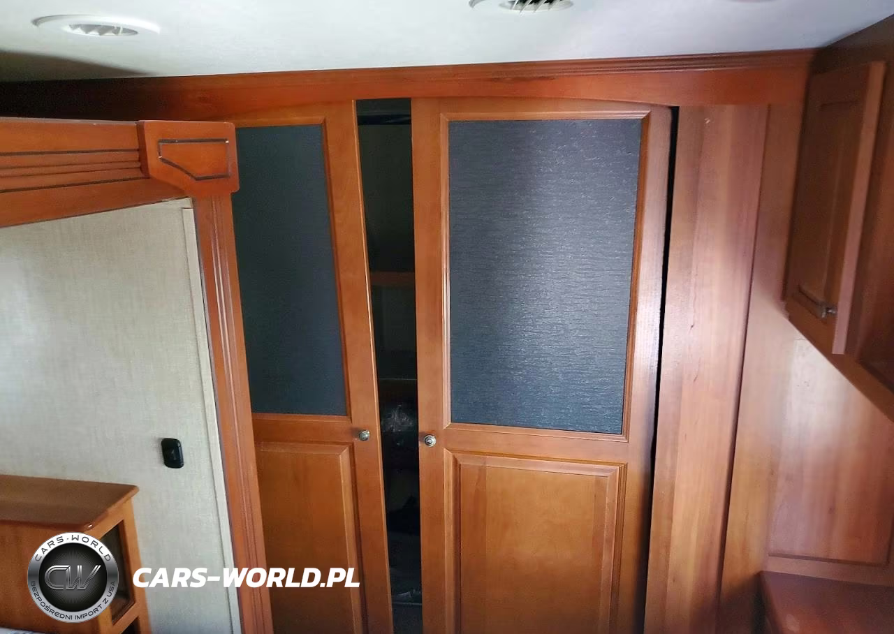 2015 Redwood Cypress Camper VIN:4V0FC3629FR005431 - 8