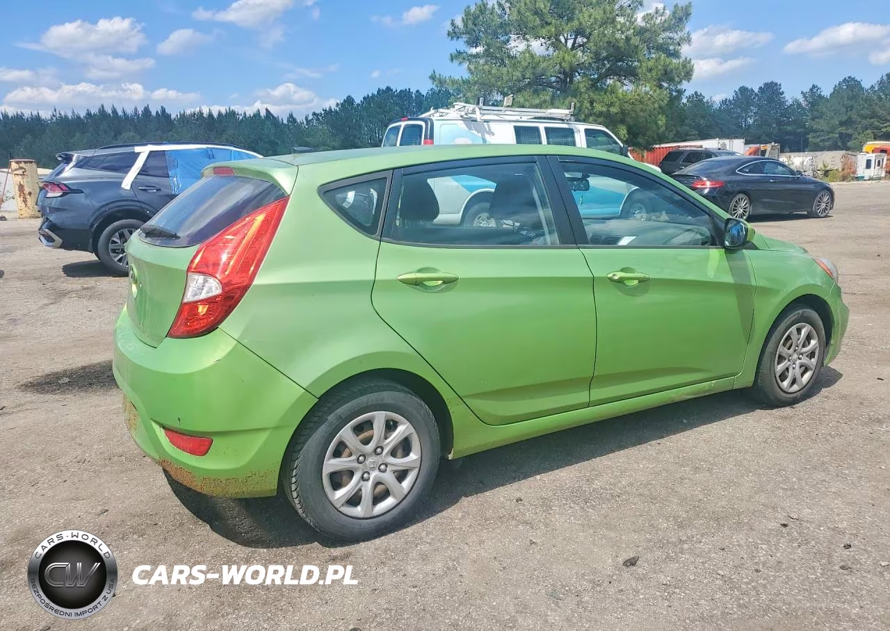 2014 Hyundai Accent Gs VIN:KMHCT5AE0EU182578 - 3