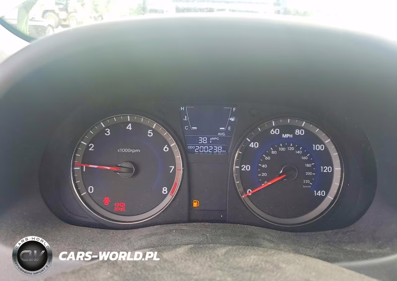 2014 Hyundai Accent Gs VIN:KMHCT5AE0EU182578 - 9