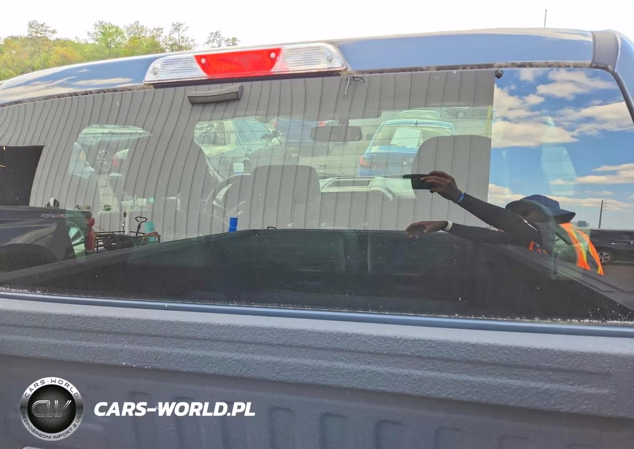 2017 Ford F150 VIN:1FTMF1E84HKC51768 - 10