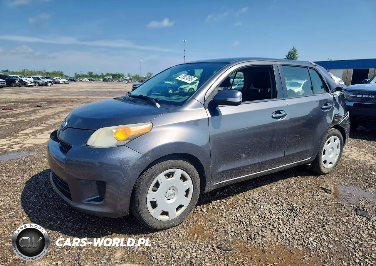 2014 Scion Xd Base – zdjęcie 1 z 12