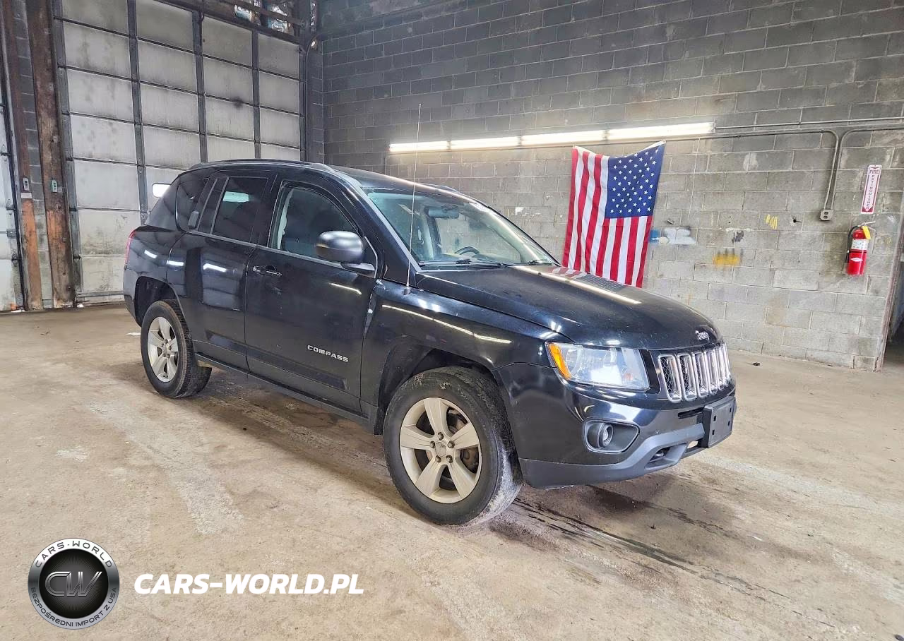2012 Jeep Compass VIN:1C4NJDEB9CD613347 - 4
