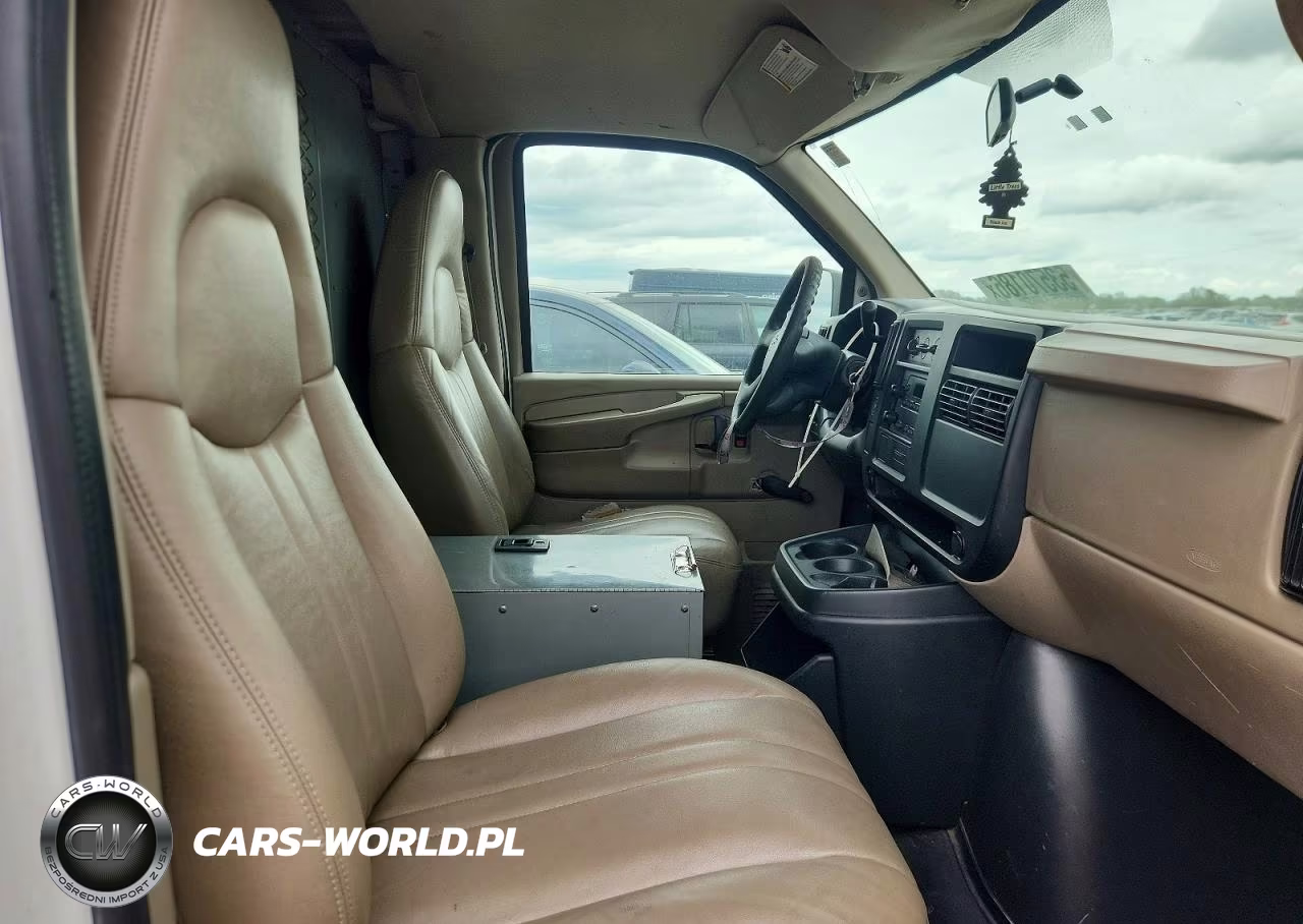 2007 Chev Express VIN:1GCFG15X971206794 - 10