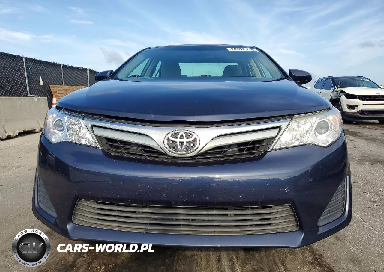 2014 Toyota Camry Le VIN:4T1BF1FK2EU819075 - 5