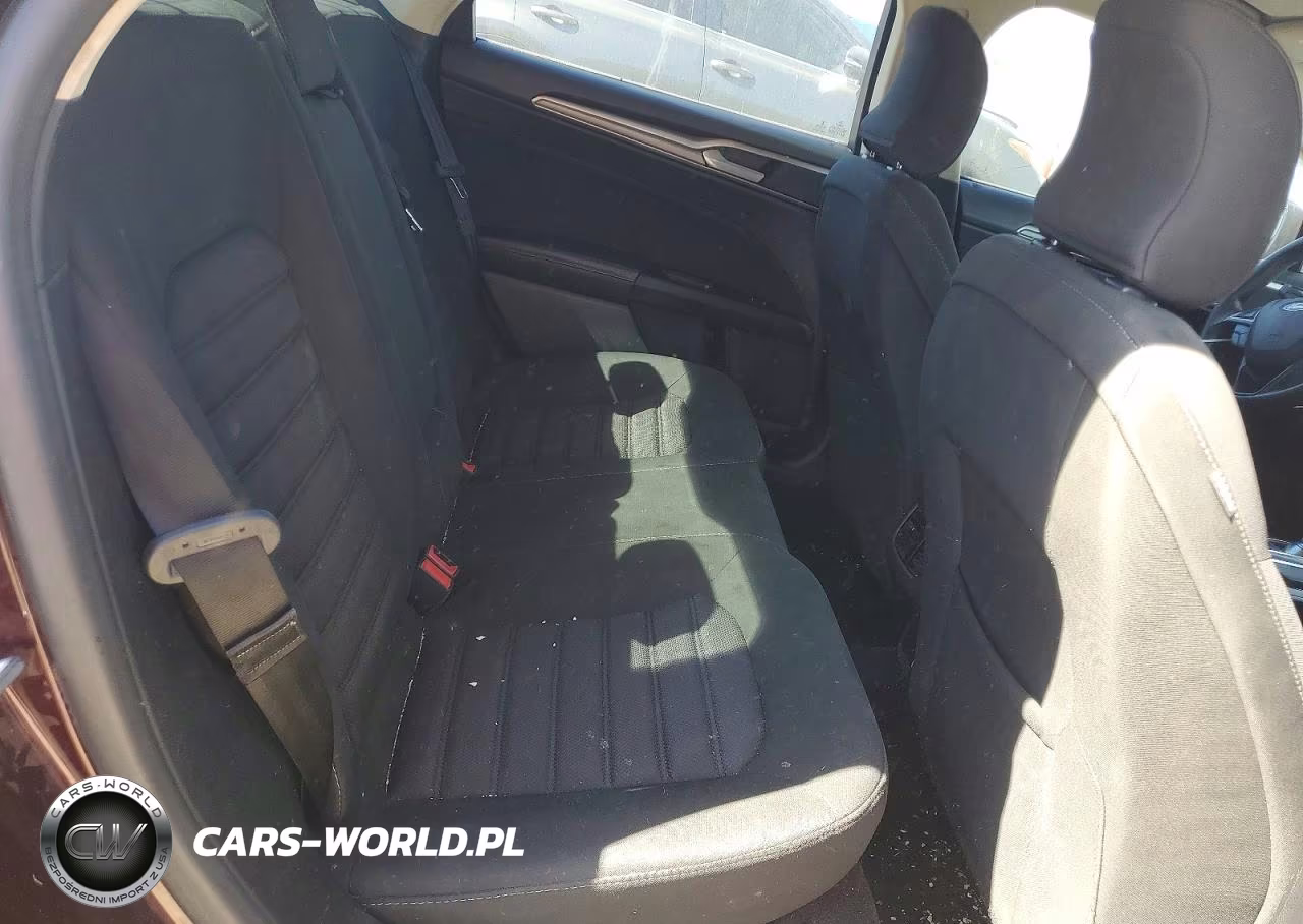 2017 Ford Fusion Se VIN:3FA6P0H74HR105066 - 10