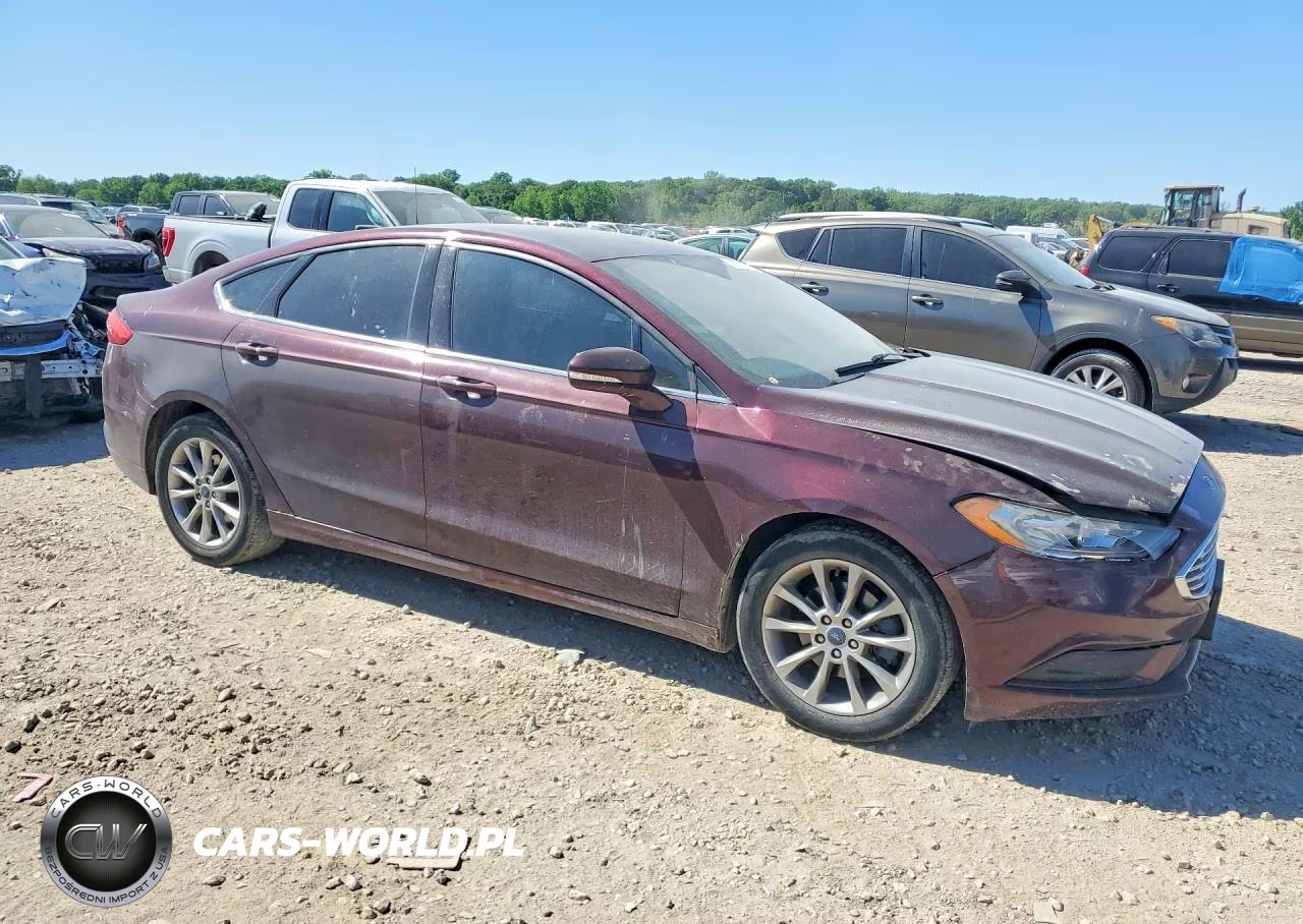 2017 Ford Fusion Se VIN:3FA6P0H74HR105066 - 4