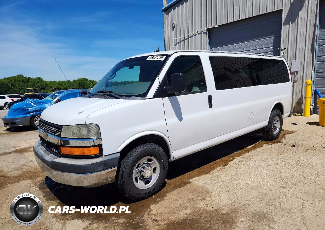 2013 Chevrolet Express G3500 Lt